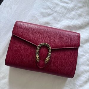 Gucci wallet on chain